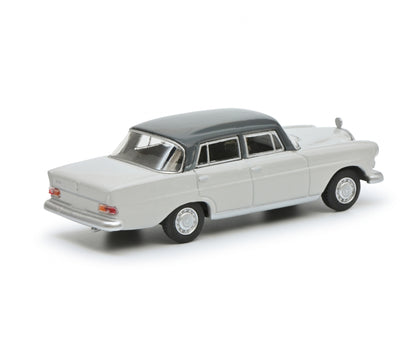 Schuco 1:64 Mercedes-Benz 200D W110 Light Gray 452034500