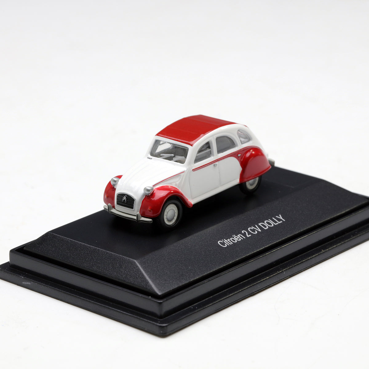 Schuco 1:87 Citroen 2CV Dolly Red/White 452608700