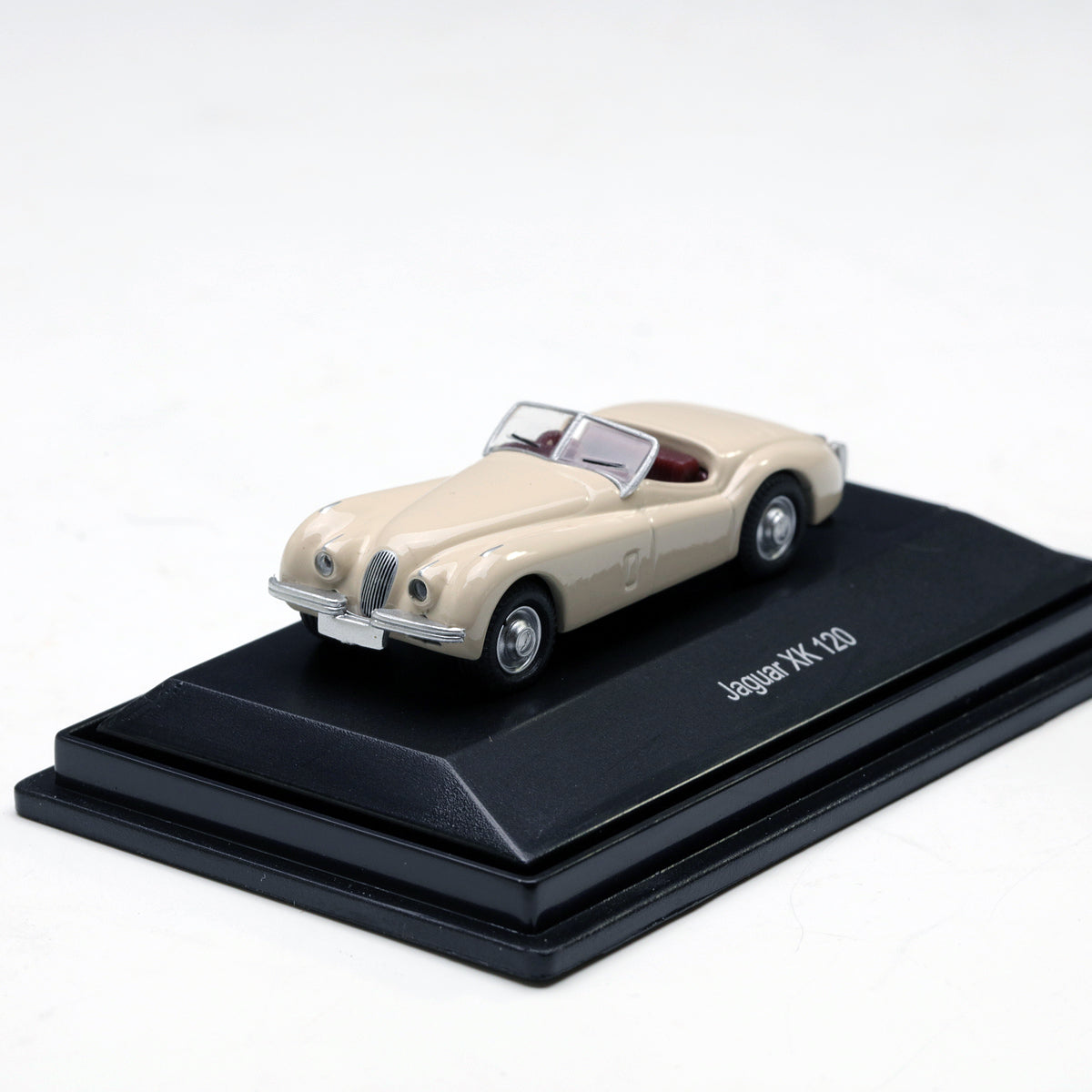 Schuco 1:87 Jaguar XK120 452617300