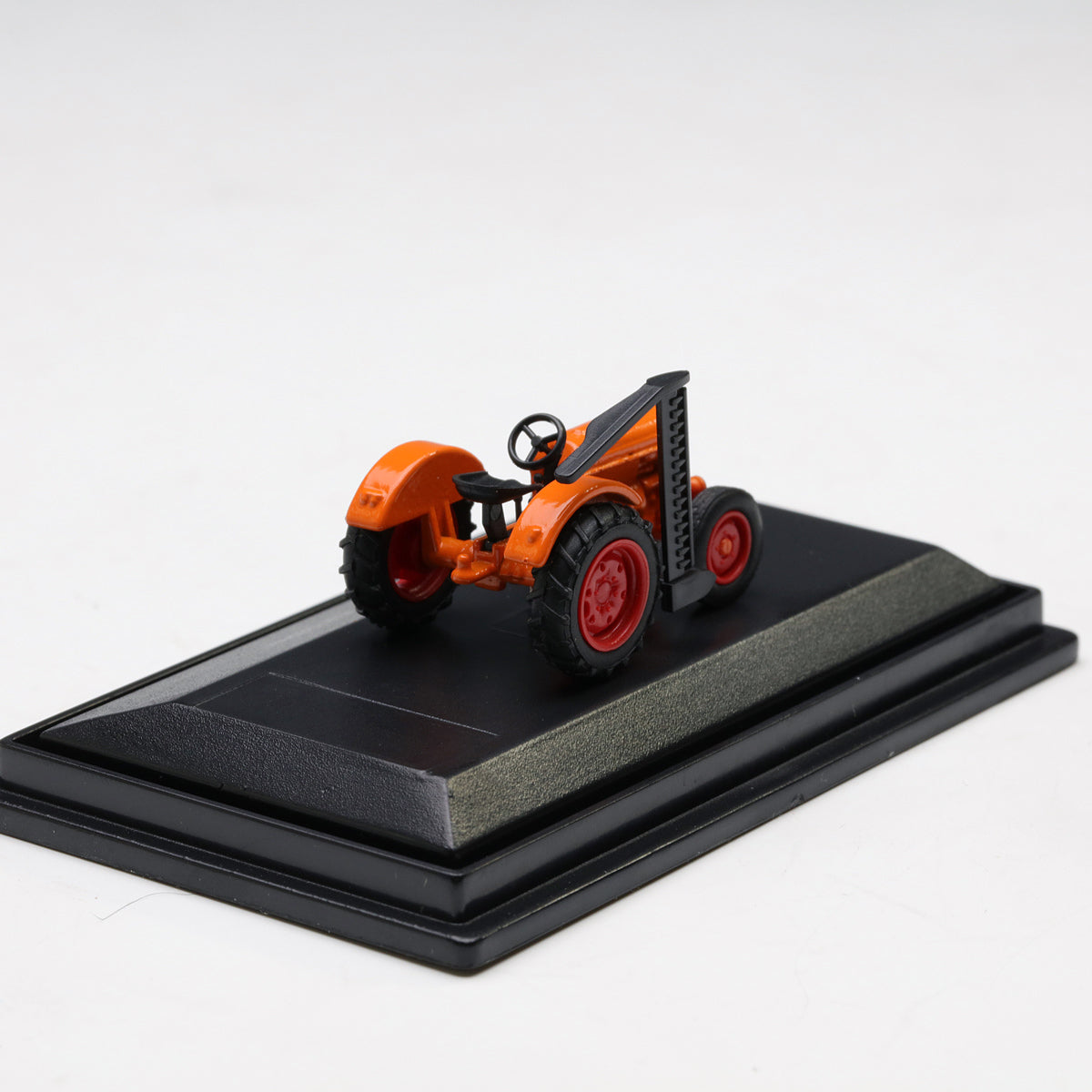 Schuco 1:87 Allgaier Standard Tractor 452619700