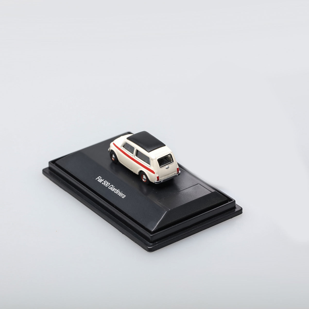 Schuco 1:87 Fiat 500 Giardiniera Kombi 452627300