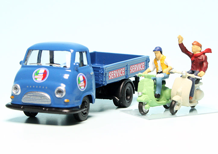 Schuco 1:87 Hanomag Kurier with Vespa 452661400