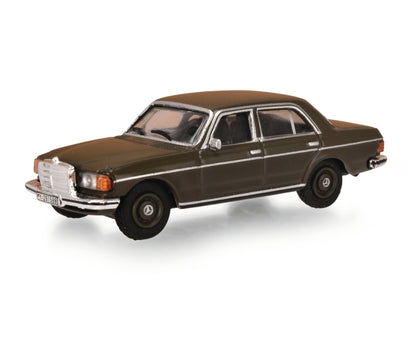 Schuco 1:87 Mercedes-Benz 230E 452666500