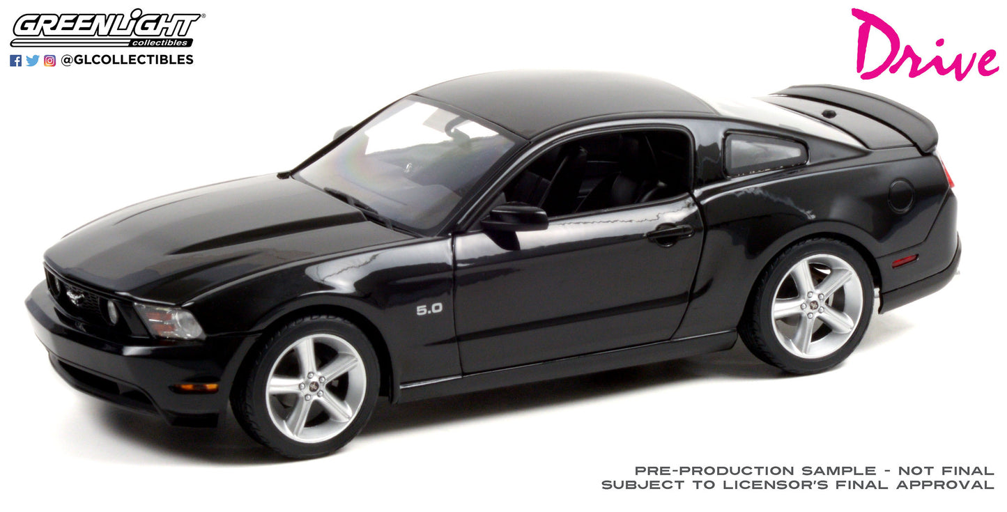 GreenLight 1:18 Drive (2011) - 2011 Ford Mustang GT 5.0 13609