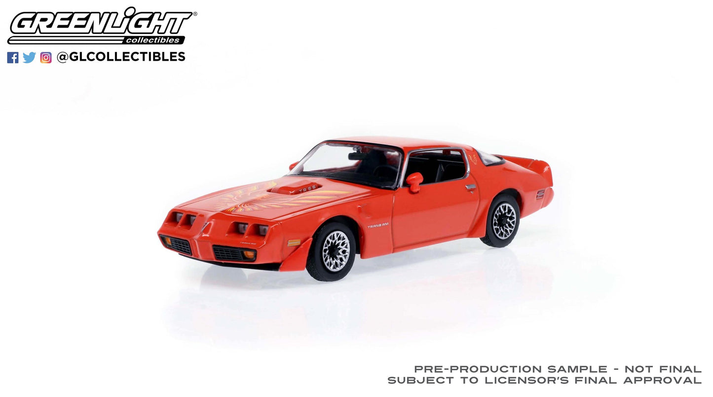 GreenLight 1:43 1979 Pontiac Firebird Trans Am Hardtop - Mayan Red with Hood Phoenix 86349