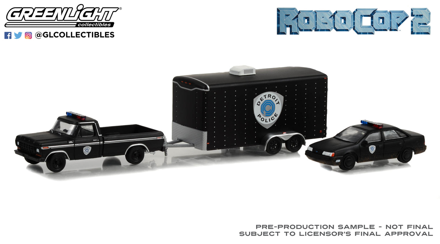 GreenLight 1:64 Hollywood Hitch & Tow Series 11 - RoboCop 2 (1990) - 1979 Ford F-150 with 1986 Ford Taurus Detroit Metro West Police in Enclosed Car Hauler 31150-A
