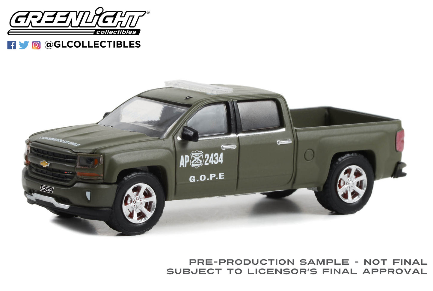 GreenLight 1:64 2018 Chevrolet Silverado Z71 Police - Carabineros de Chile - Grupo de Operaciones Policiales Especiales (GOPE) (Hobby Exclusive) 30384