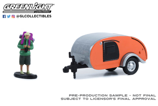 GreenLight 1:64 Hitched Homes Series 13 - Teardrop Trailer with Backpacker Figure - Bright Orange and Silver 34130-F