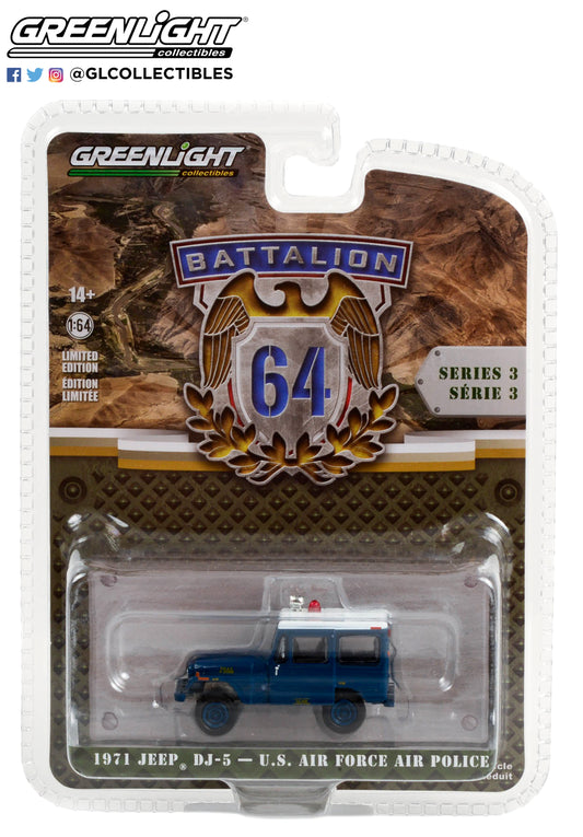 GreenLight 1:64 Battalion 64 Series 3 - 1971 Jeep DJ-5 - U.S. Air Force Air Police 61030-D