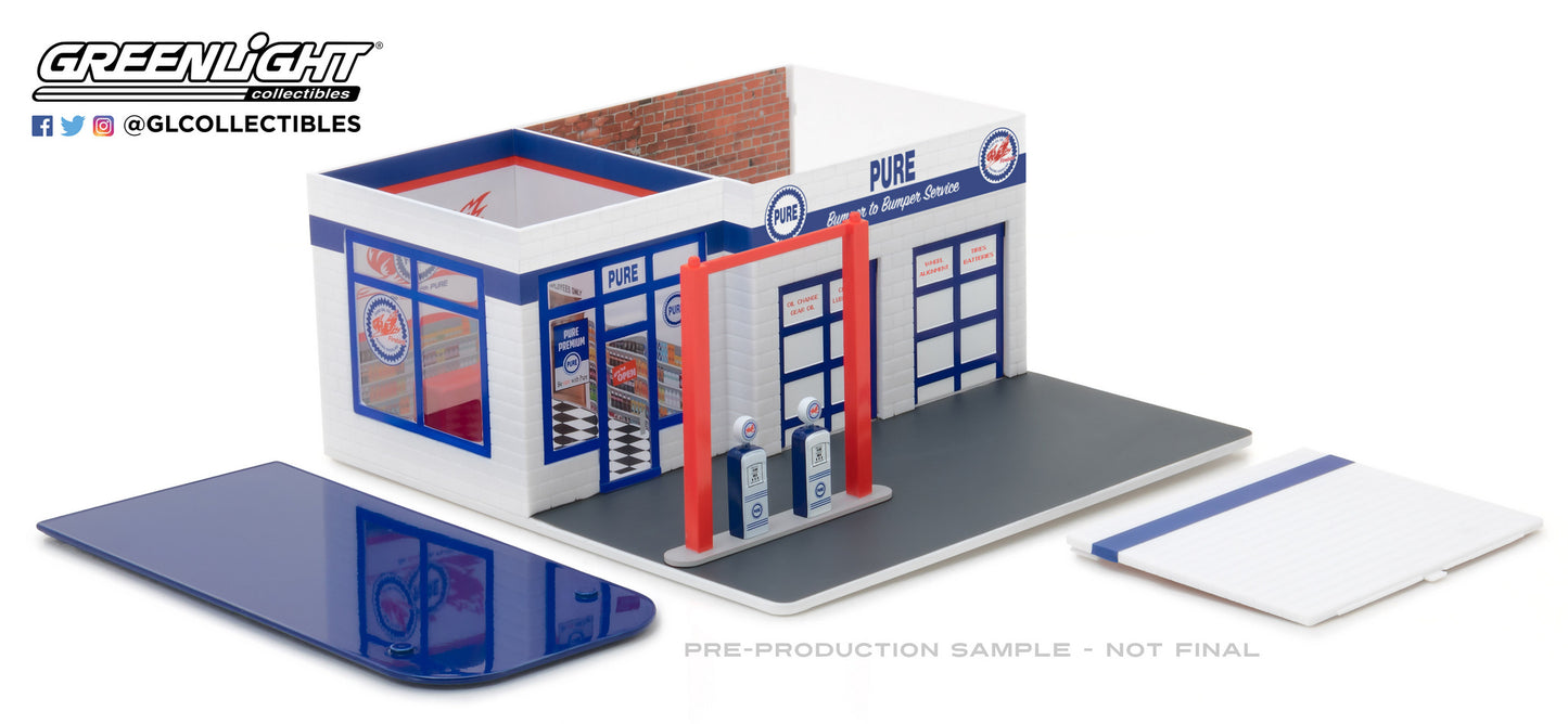 GreenLight 1:64 Mechanic s Corner Series 3 - Vintage Gas Station Pure Oil 57031