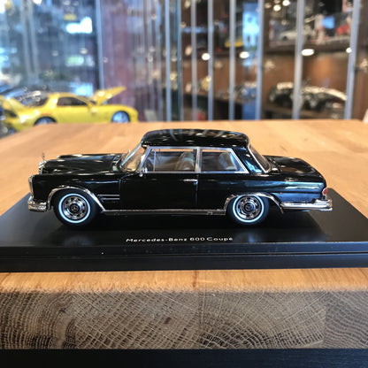 Schuco 1:43 Mercedes-Benz 600 W100 Coupe Black 450885700