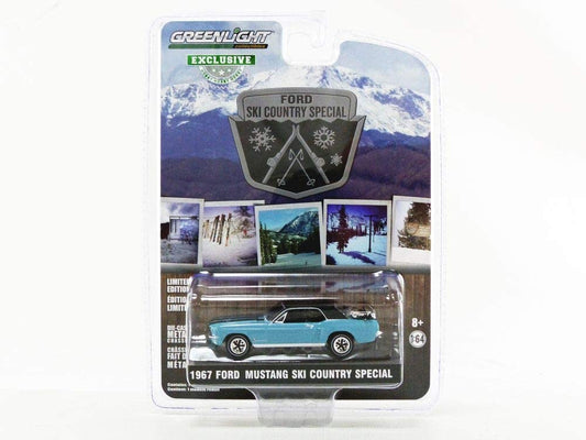 GreenLight 1:64 1967 Ford Mustang Coupe Ski Country Special - Winter Park Turquoise 30154