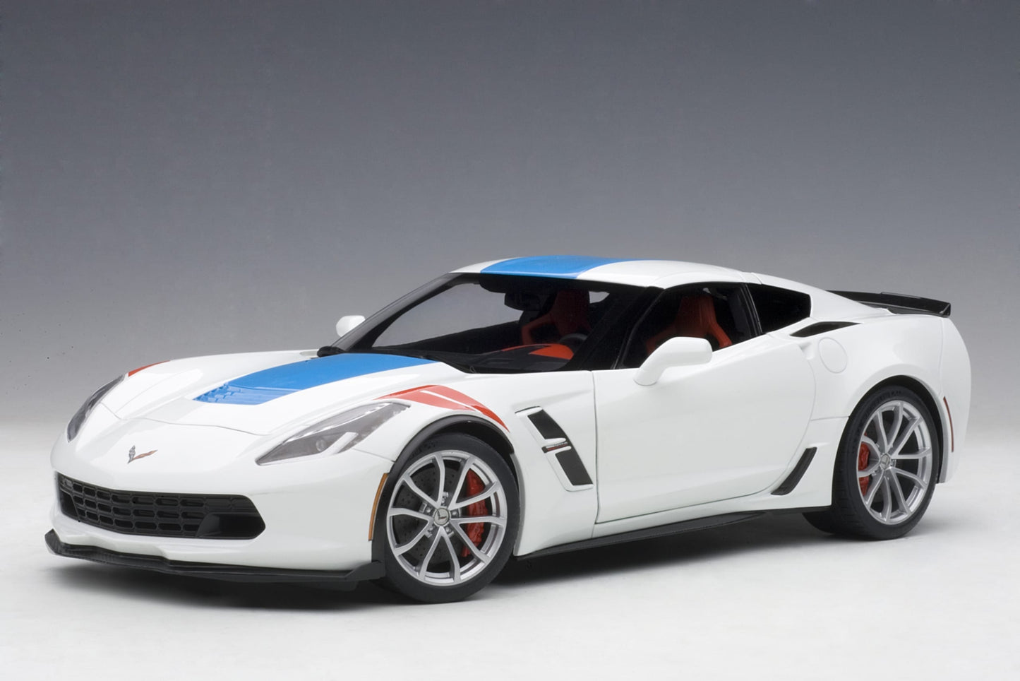 AUTOart 1:18 Chevrolet Corvette C7 Grand Sport (Artic White) 71271