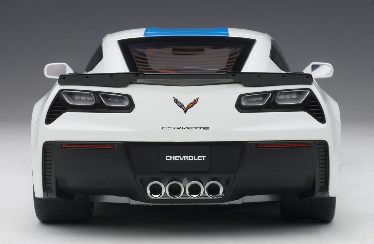 AUTOart 1:18 Chevrolet Corvette C7 Grand Sport (Artic White) 71271