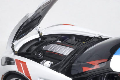 AUTOart 1:18 Chevrolet Corvette C7 Grand Sport (Artic White) 71271