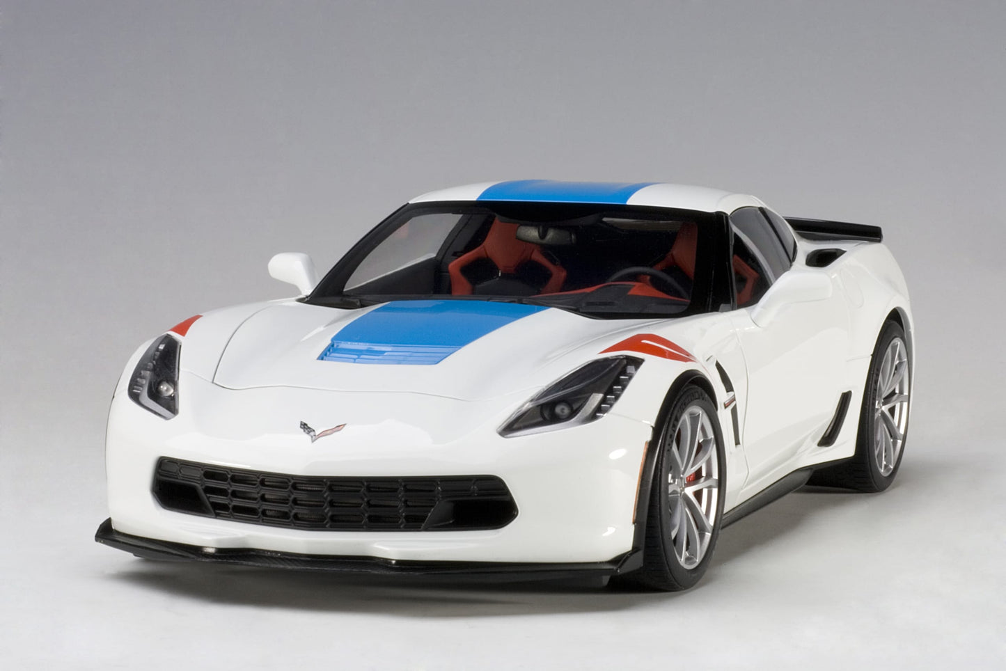 AUTOart 1:18 Chevrolet Corvette C7 Grand Sport (Artic White) 71271