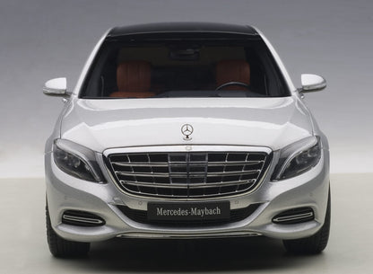 AUTOart 1:18 Mercedes-Maybach S-Klasse S600 (SWB) (Silver) 76292