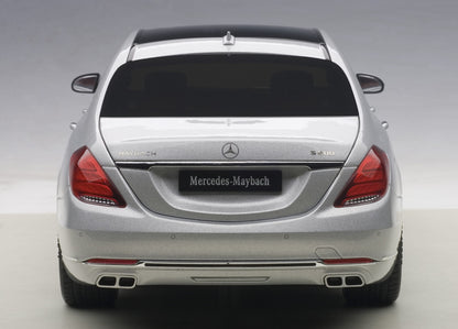 AUTOart 1:18 Mercedes-Maybach S-Klasse S600 (SWB) (Silver) 76292