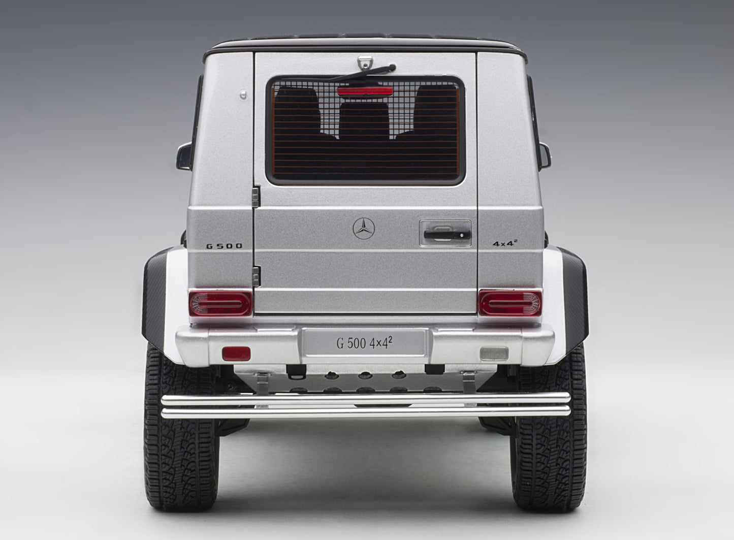 AUTOart 1:18 Mercedes-Benz G500 4×4² (Iridium Silver Metallic) 76318