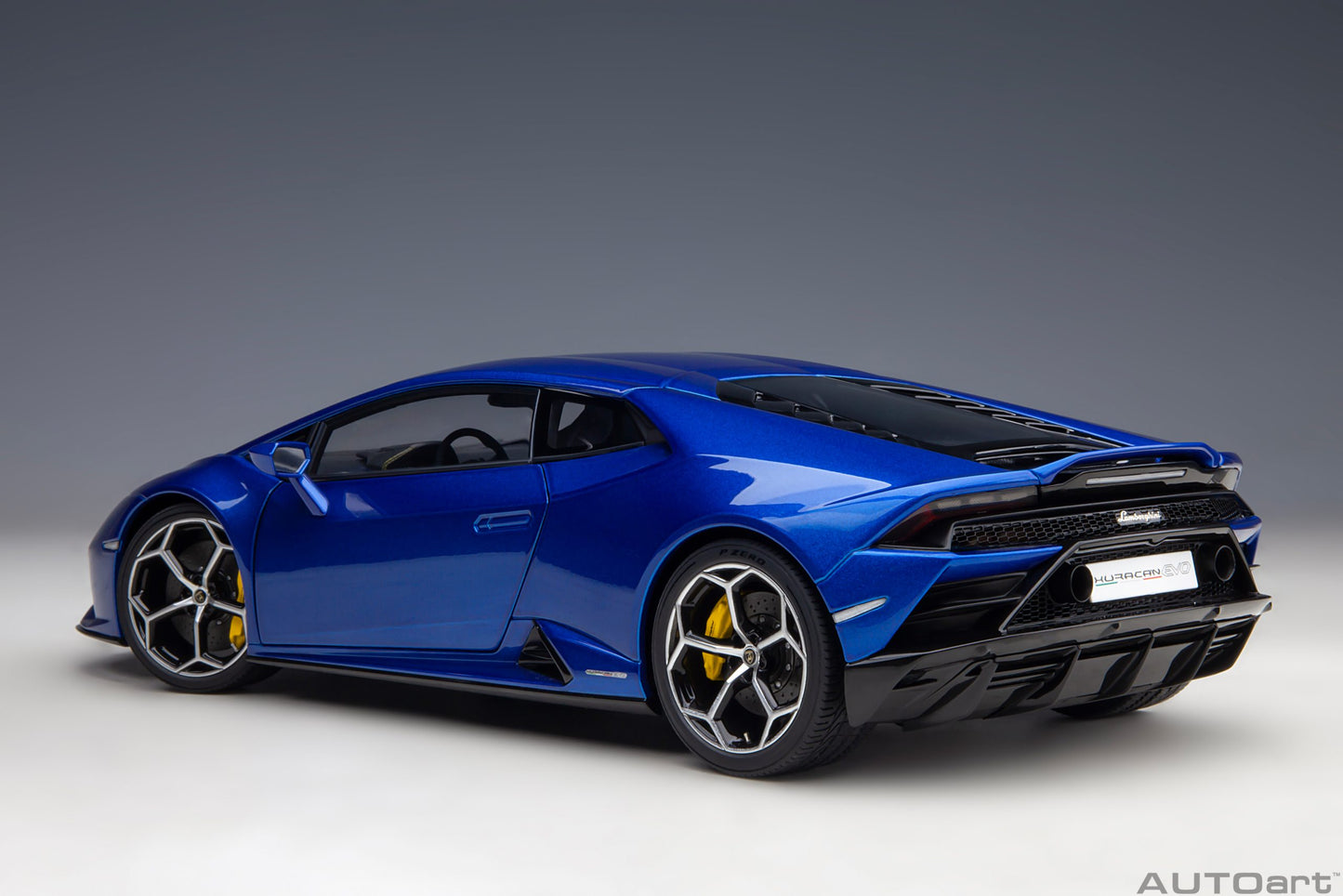 AUTOart 1:18 Lamborghini Huracan Evo (Blu Nethuns) 79212