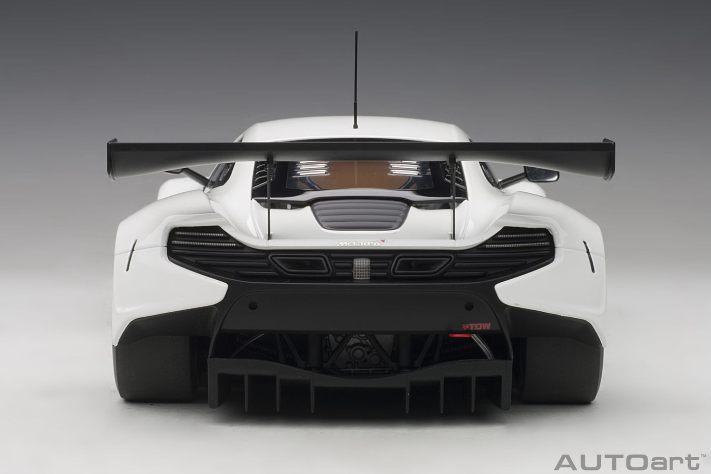 AUTOart 1:18 McLaren 650S GT3 Plain Body Version (White) 81640