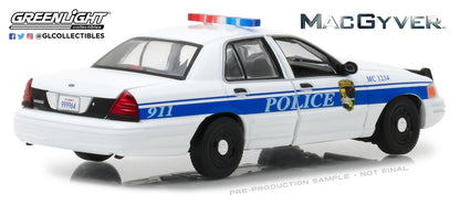 GreenLight 1:43 MacGyver (2016-Current TV Series) - 2003 Ford Crown Victoria Police Interceptor California Police 86520