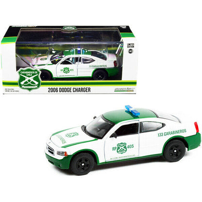 GreenLight 1:43 2006 Dodge Charger Police - Carabineros de Chile - White and Green 86605