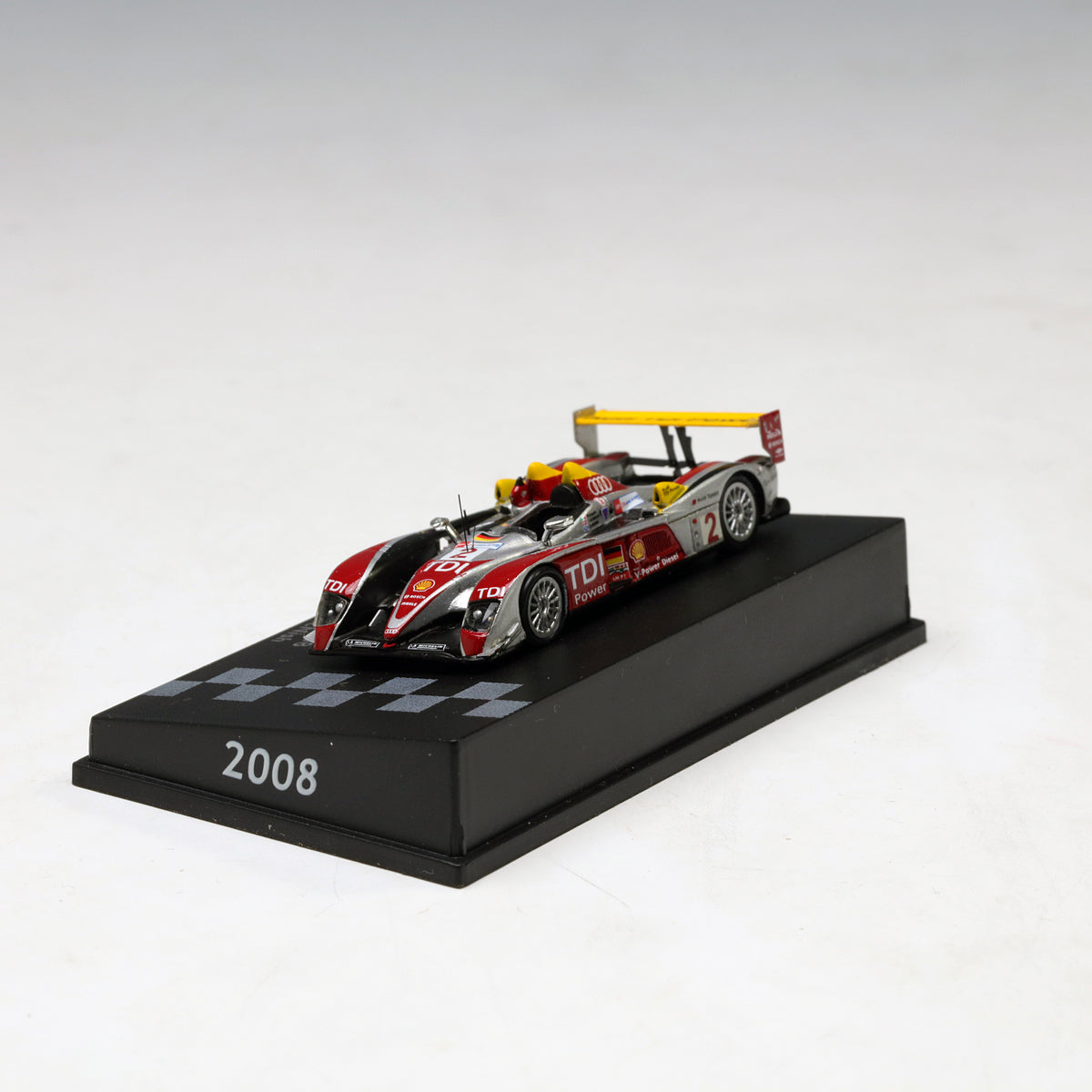 Spark 1:87 Audi R10 TDI Audi Sport North America #2 Capello/McNish/Kristensen Winner Le Mans 2008 87LM08