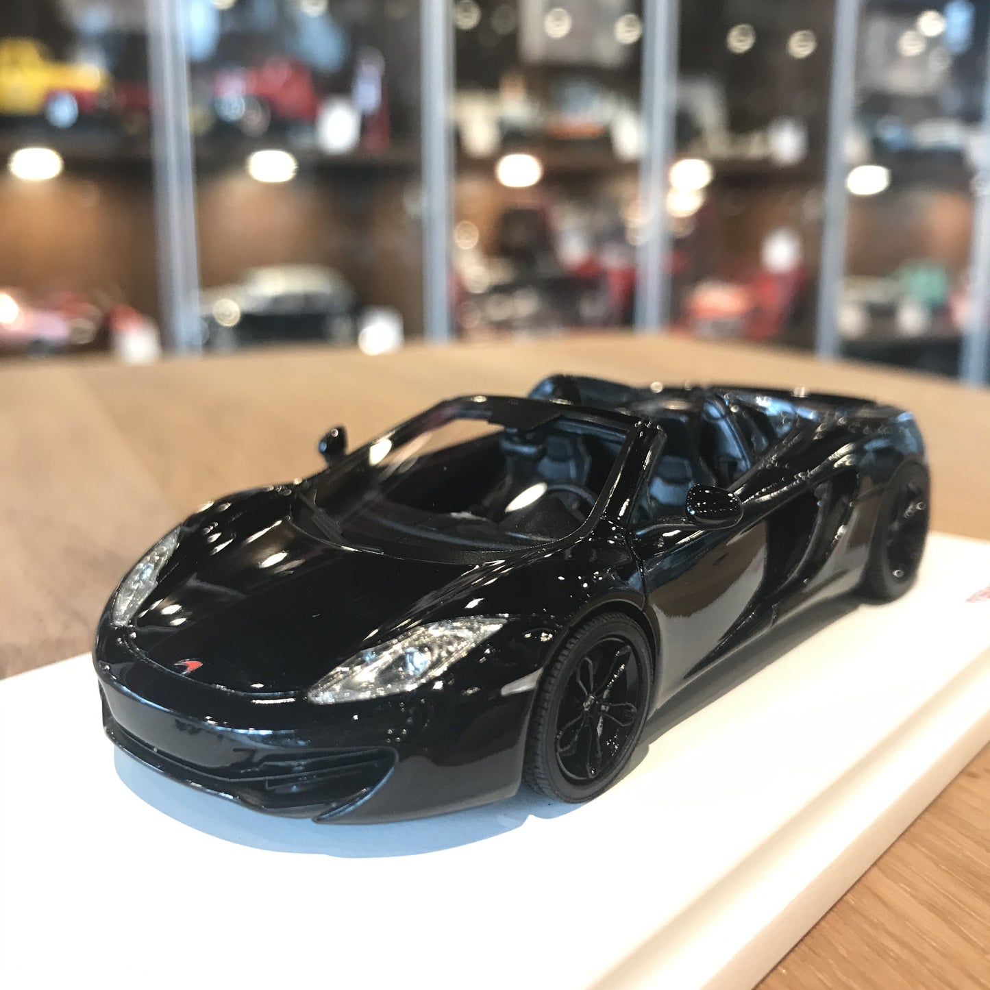 TSM 1:43 2013 McLaren MP4-12C Spider LHD Carbon Black TSM134336