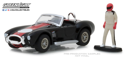 GreenLight 1:64 The Hobby Shop Series 4 - 1965 Shelby Cobra with Race Car Driver 97040-A