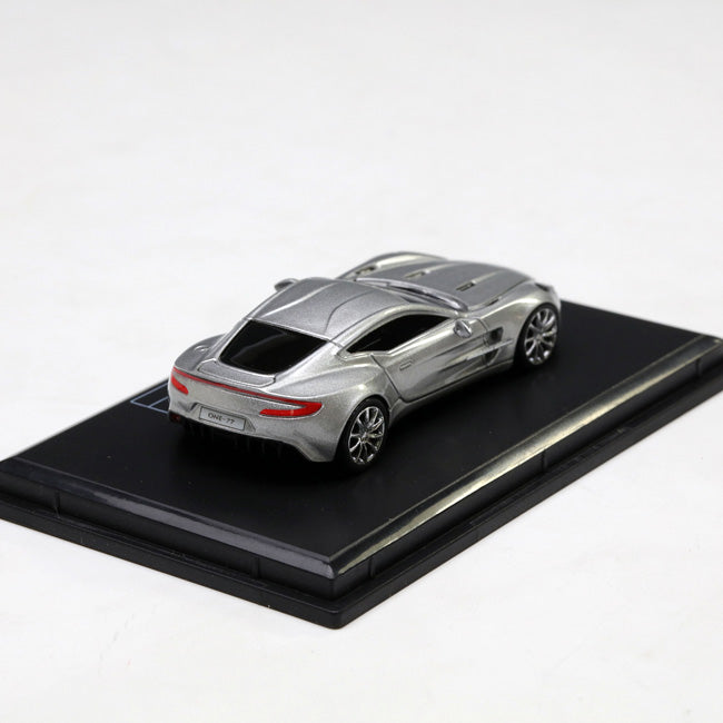 Frontiart AvanStyle 1:87 Aston Martin one-77 Sliver AS011-01