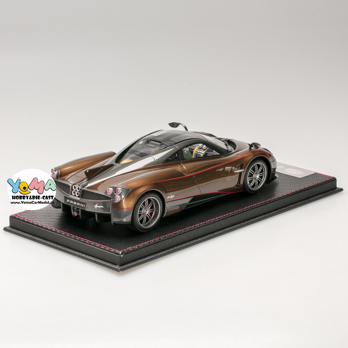 Frontiart AvanStyle 1:18 Pagani Huayra Brown AS016-118