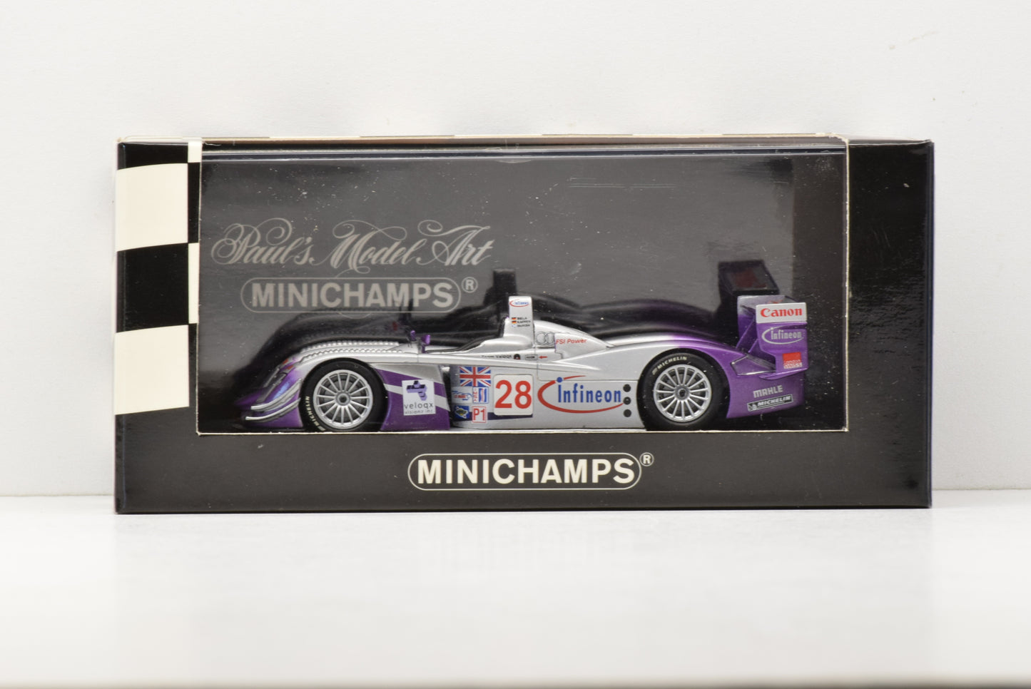 Minichamps 1:43 Audi R8 Biela/Kaffer/Mcnish Winner Audi Sport Uk Team Veloqx #28 12H Sebring 2004 400041328