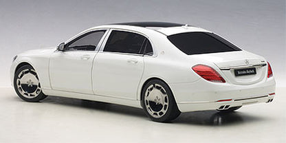 AUTOART 1/18 MERCEDES MAYBACH S-KLASSE (S600) WHITE 76291