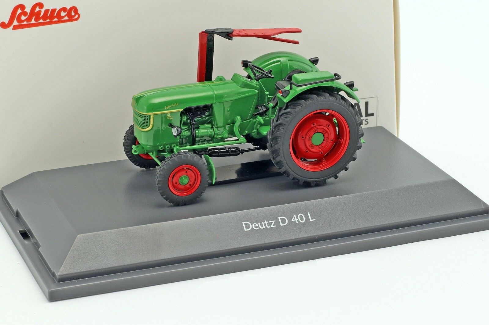 SCHUCO TRACTEUR FENDT FARMER 2 en boite 1:43 réf 02722 SCHUCO TRACTEUR FENDT FARMER 2 en boite 1:43 réf 02722