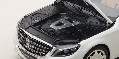 AUTOART 1/18 MERCEDES MAYBACH S-KLASSE (S600) WHITE 76291