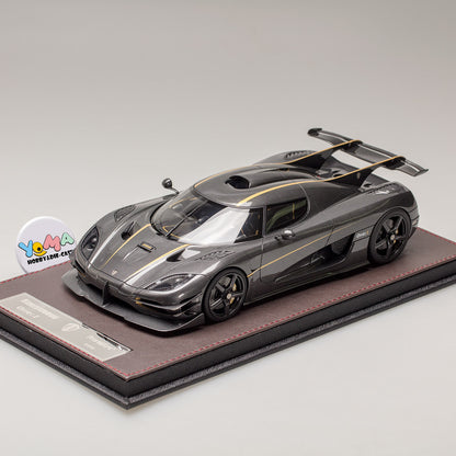 Frontiart 1:18 Koenigsegg one 1 Carbon Grey Gold F033-117