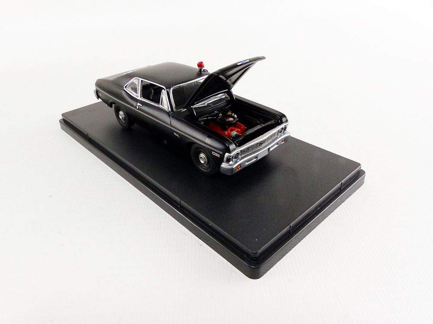 GMP 1:43 Hunter (1984-91 TV Series) - 1971 Chevrolet Nova Police GMP-14309