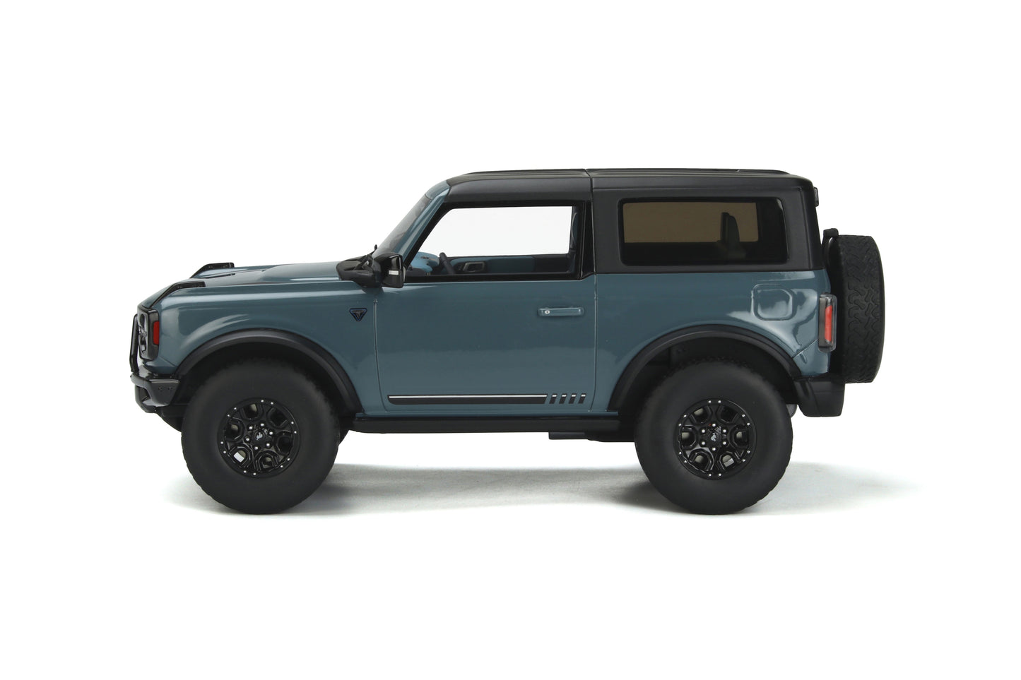GT Spirit 1:18 Ford Bronco First Edition Area 51 GT359