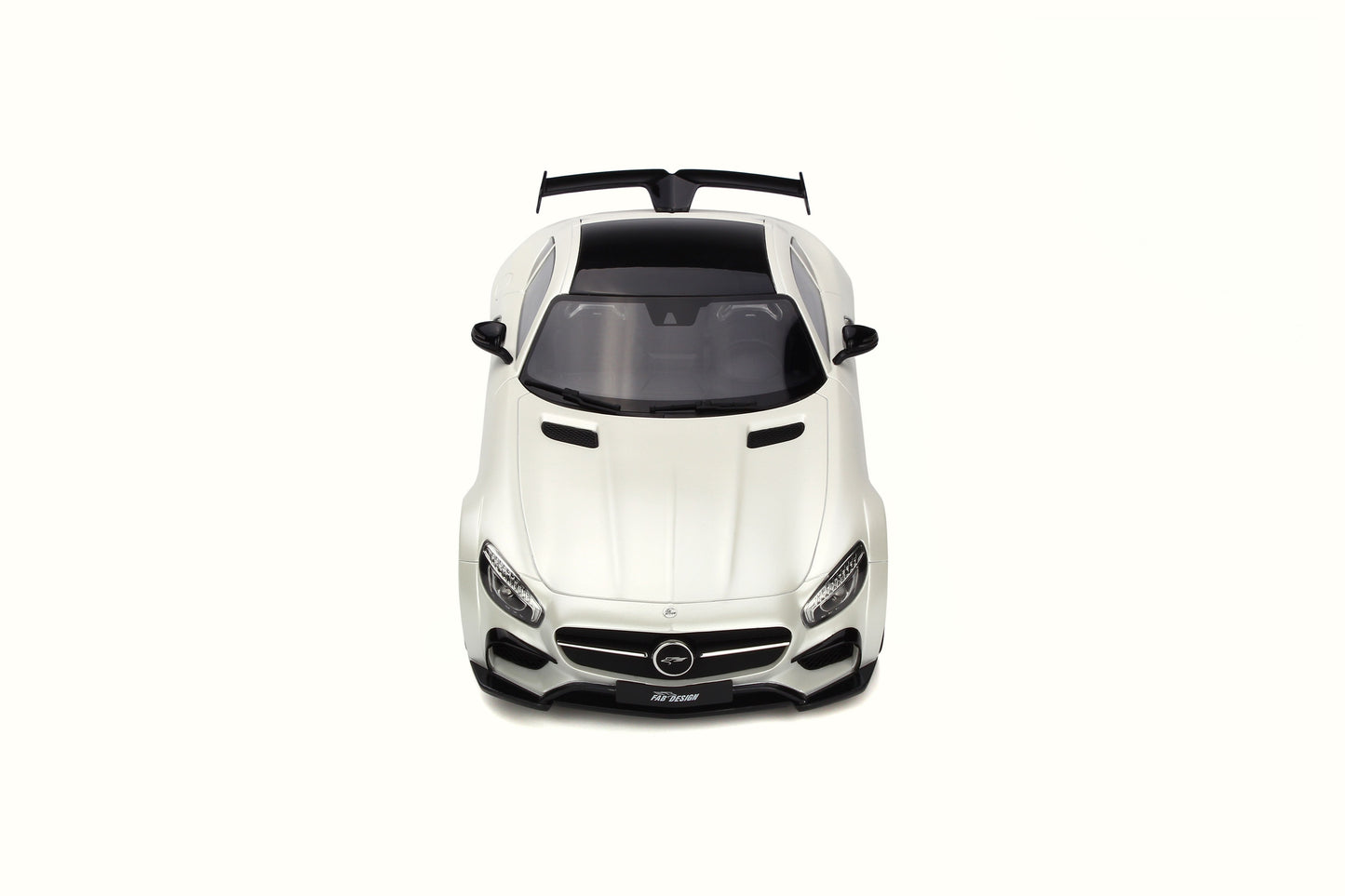 GT Spirit 1:18 Mercedes-Benz GT FAB Design Areion White GT157