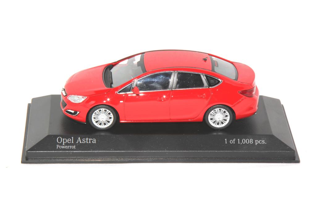 Minichamps 1:43 Opel Astra 4 Door 2012 Red 410042001