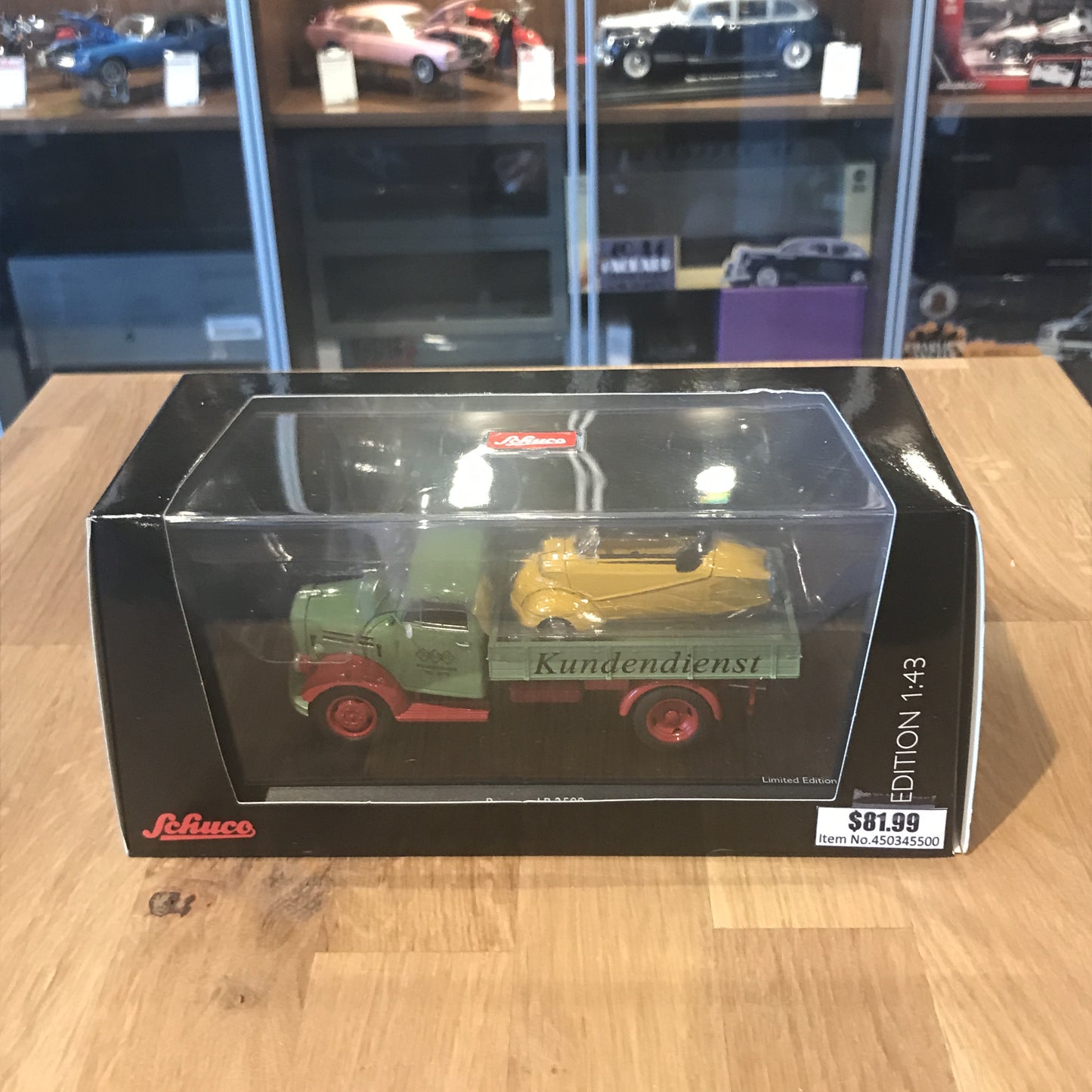 Schuco 1:43 Borgward B2500 "Messerschmitt-Service" with Messerschmitt Kabinenroller 450345500