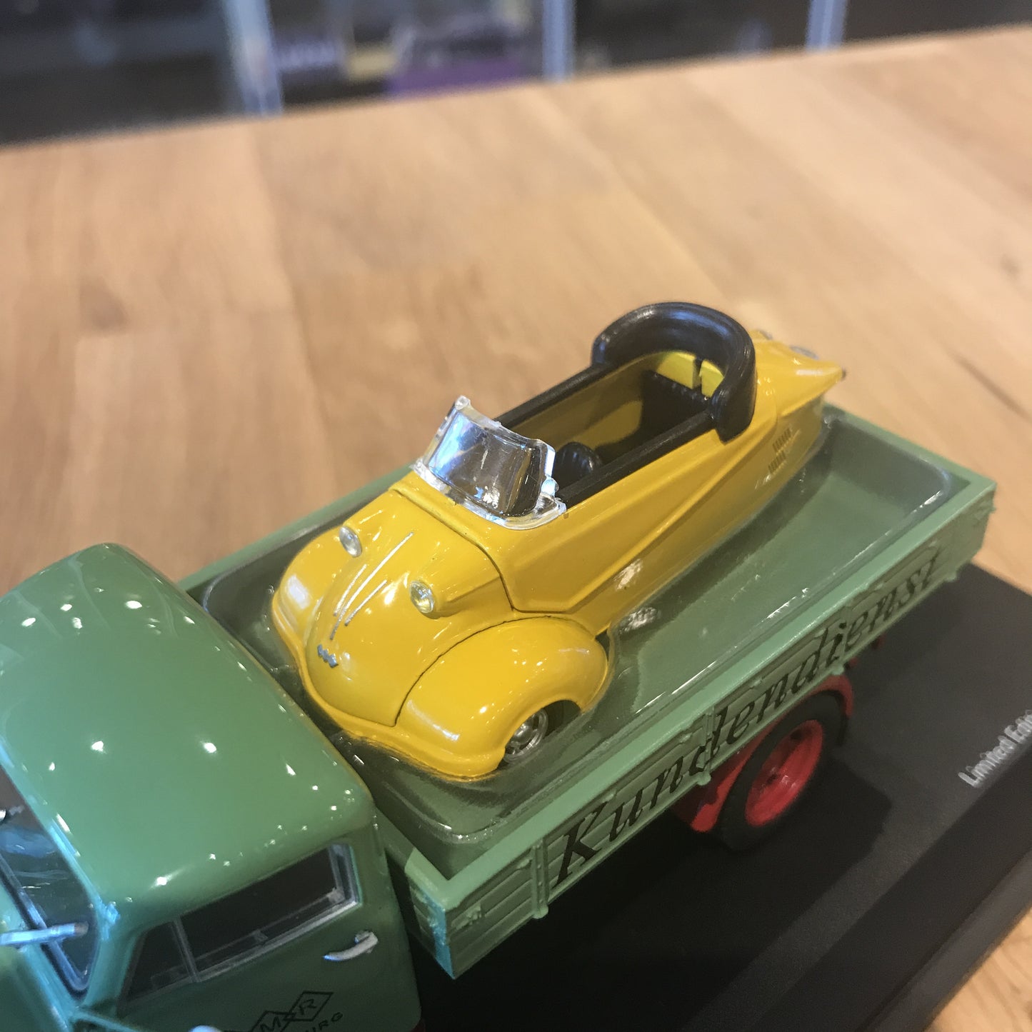 Schuco 1:43 Borgward B2500 "Messerschmitt-Service" with Messerschmitt Kabinenroller 450345500