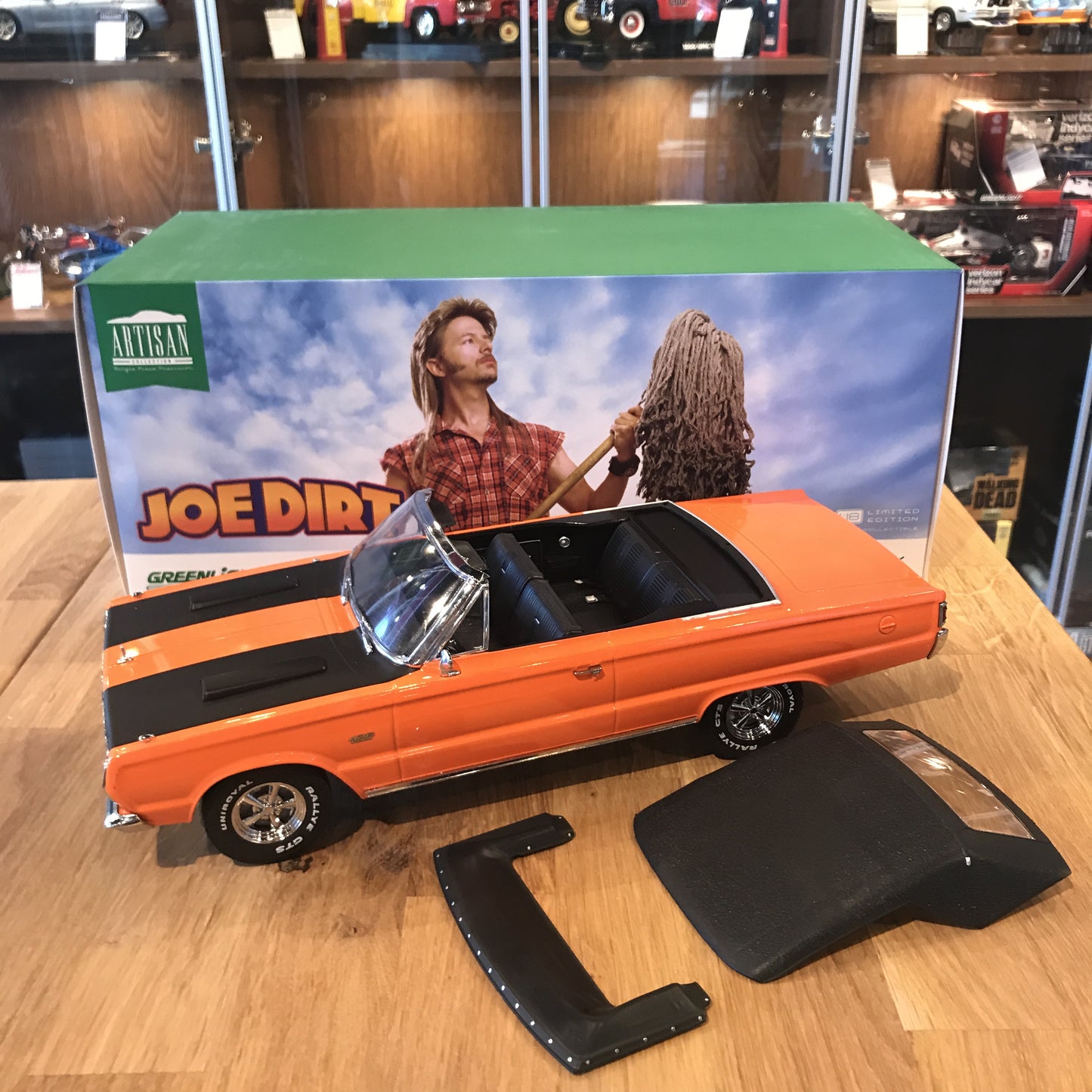 GreenLight 1:18 1967 Plymouth Belvedere GTX "Joe Dirt" Movie Orange 19006