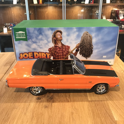 GreenLight 1:18 1967 Plymouth Belvedere GTX "Joe Dirt" Movie Orange 19006