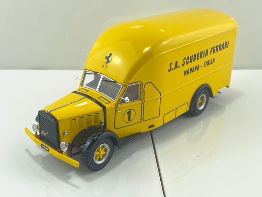 EXOTO 1:43 1936 Alfa Romeo 500 truck team scuderia ferrari car transporter EXO00001  (Clearance Final Sale)