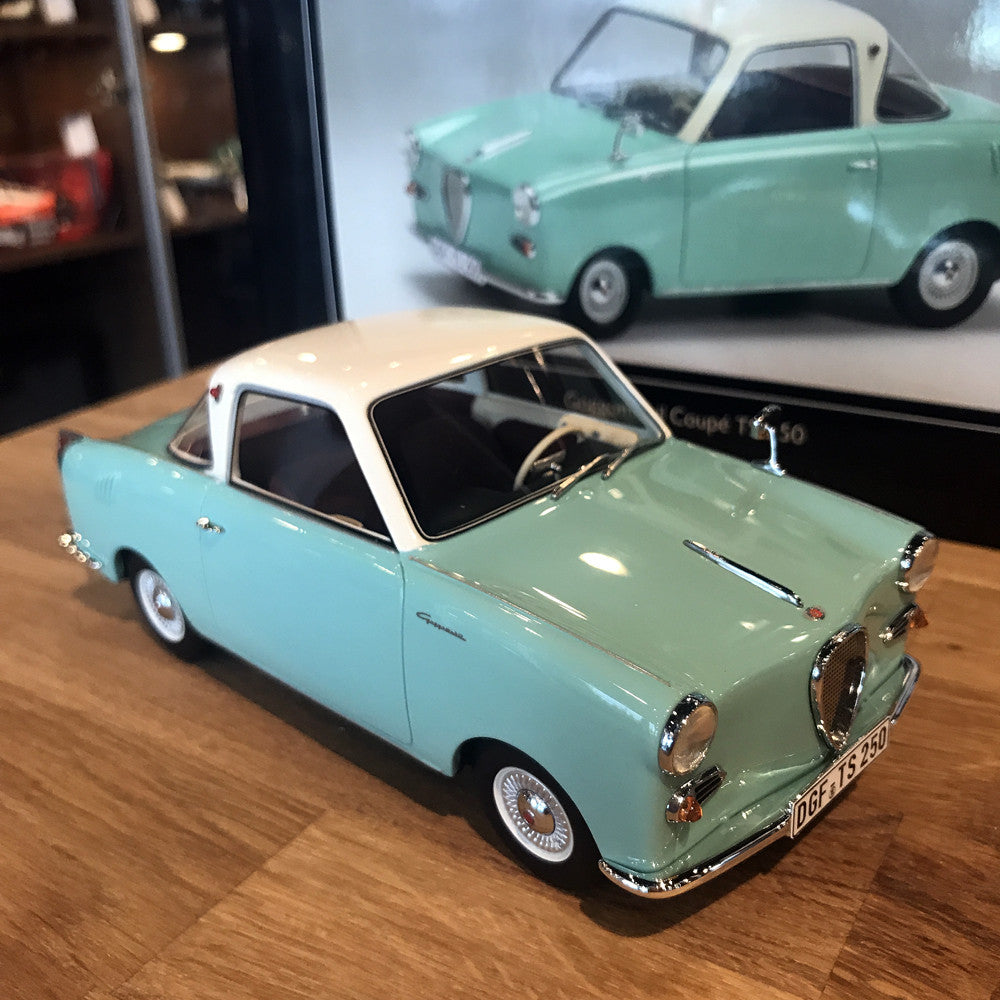 Schuco 1:18 Goggomobil Coupe TS250 Turquoise 450008300