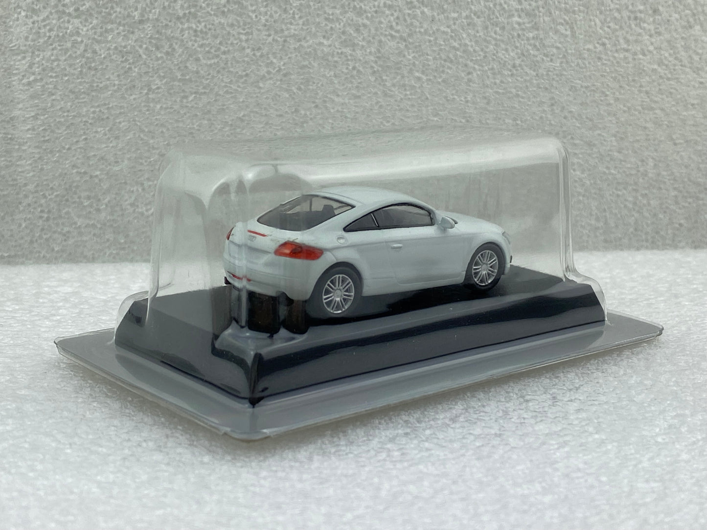 Kyosho 1:64 Audi TT Coupe White KY064ATTW