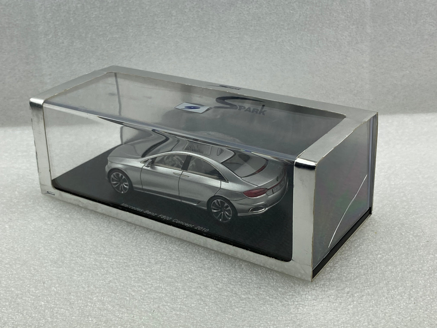 Spark 1:43 Mercedes-Benz F800 Concept 2010 Silver S1055