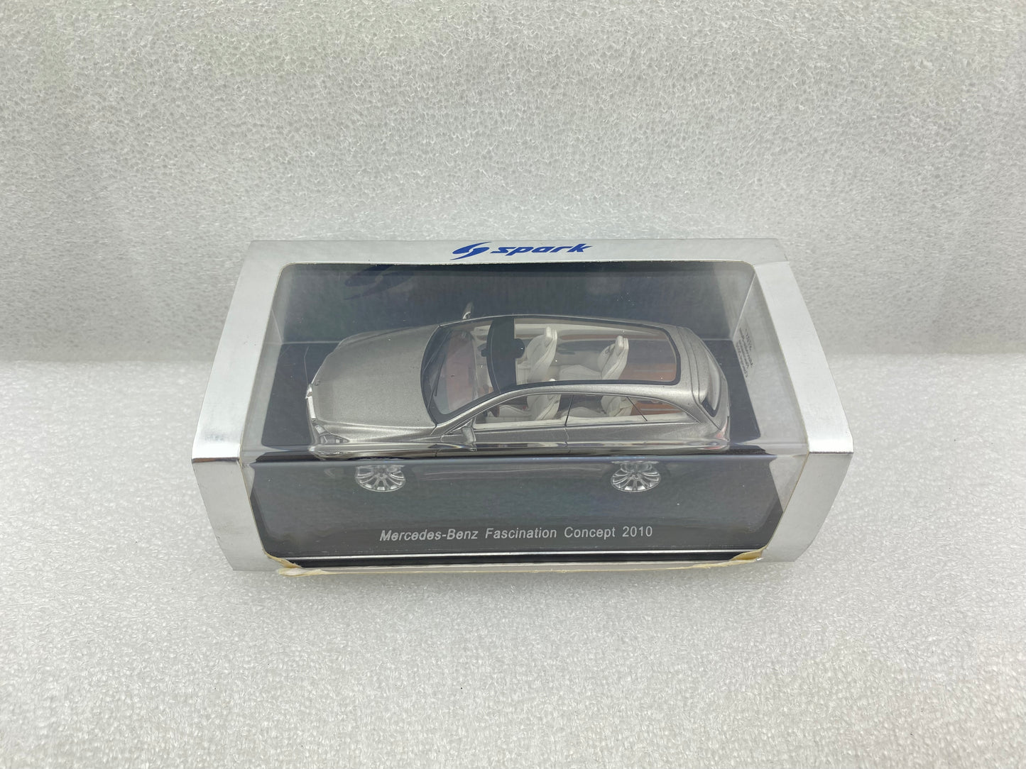 Spark 1:43 Mercedes-Benz Fascination Concept 2010 S1057